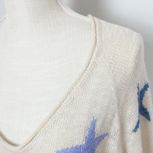 Blank Paige Tan Lightweight Sweater with Colorful Stars Medium - Picture 7 of 9